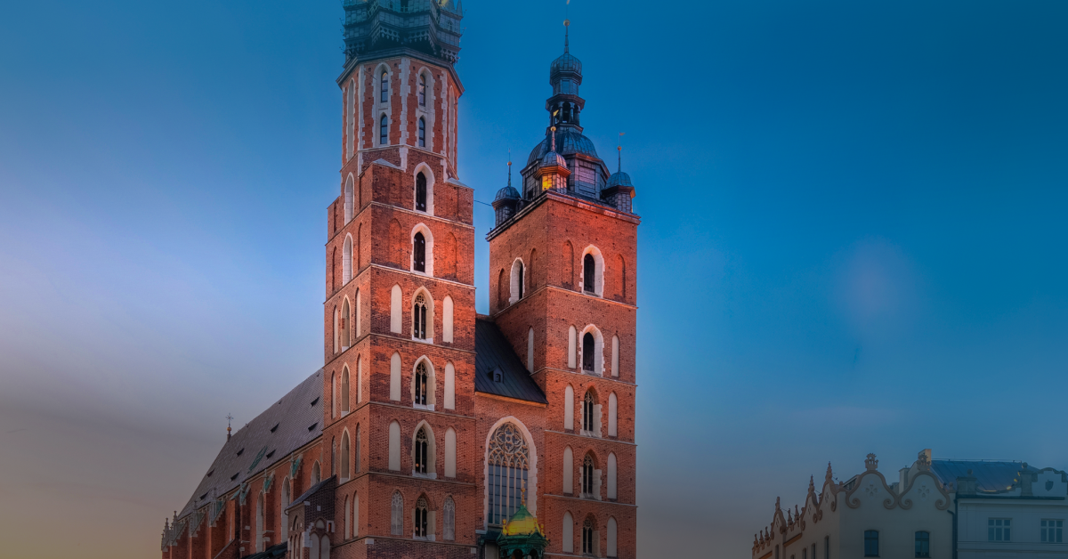 Flights to Krakow for Saudi National Day